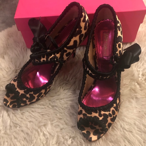 Super Sexy Besty Johnson Leopard Pin Up Heels Sz 10 - Picture 3 of 8